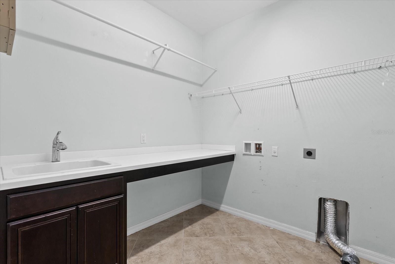 ISLANDWALK/WEST VLGS PH 1C-B - Residential
