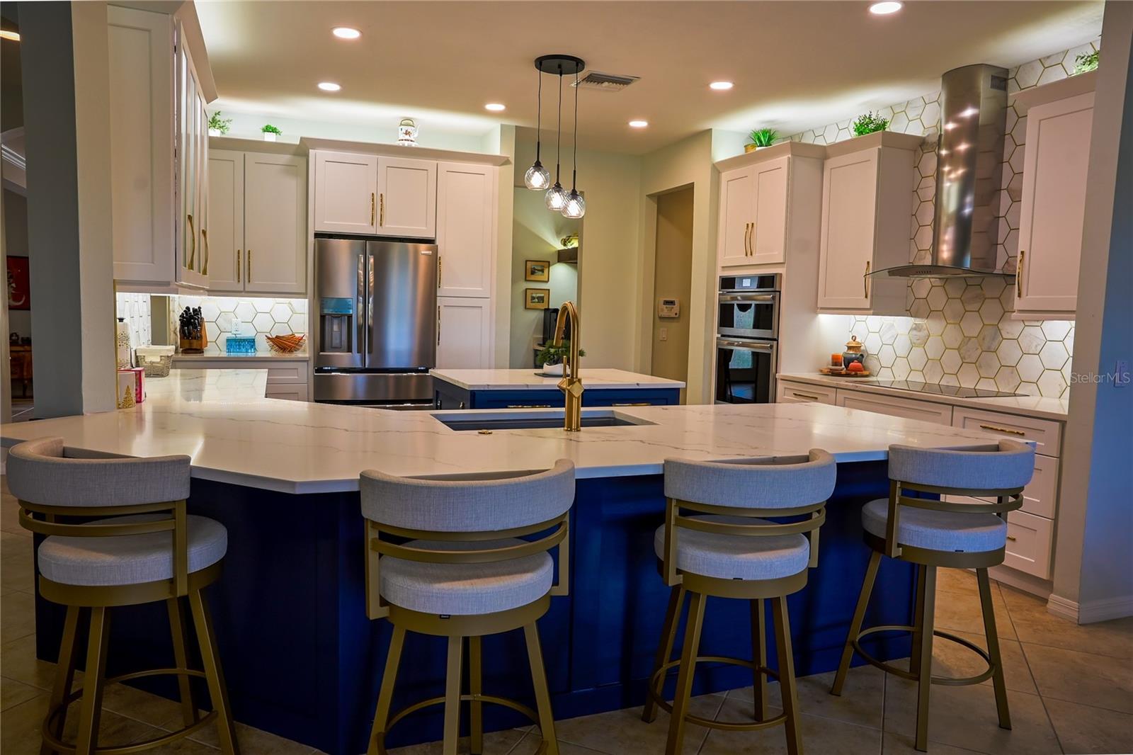 ISLANDWALK/WEST VLGS PH 1C-B - Residential