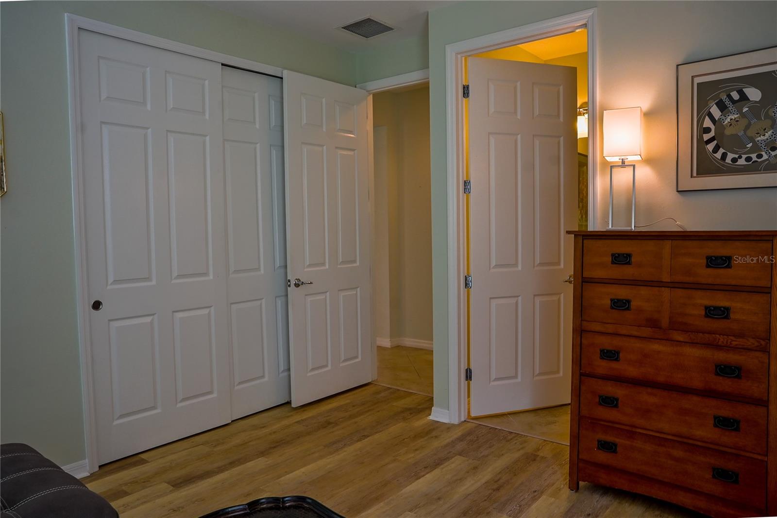 ISLANDWALK/WEST VLGS PH 1C-B - Residential