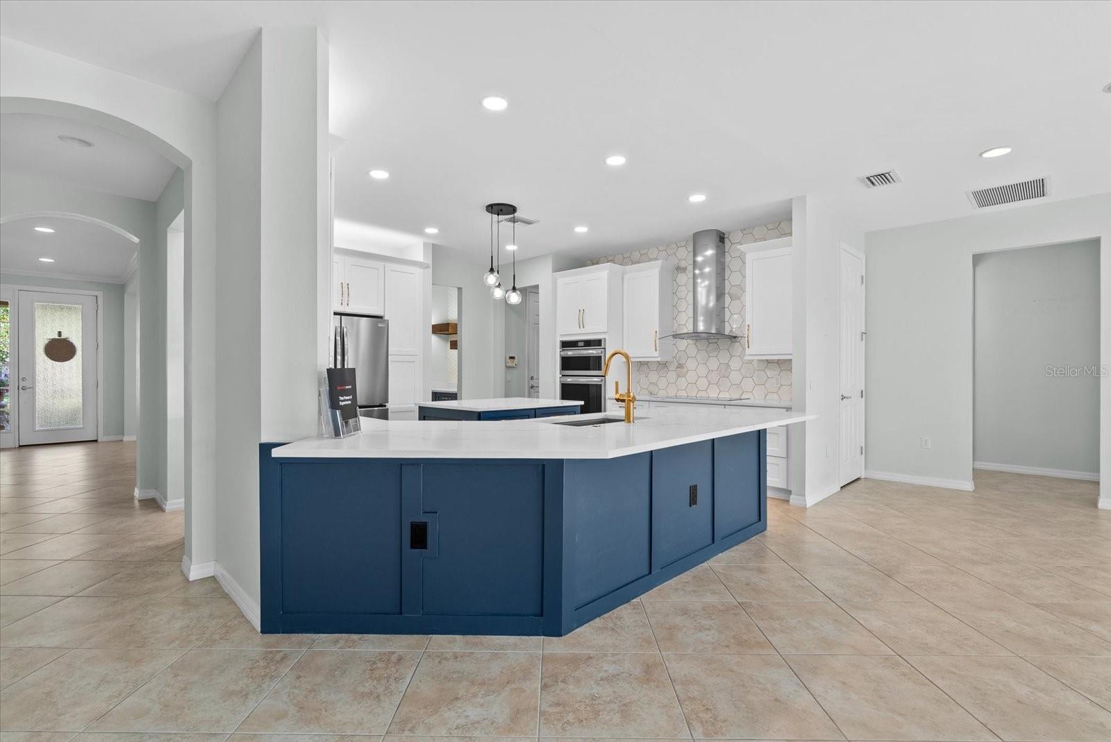 ISLANDWALK/WEST VLGS PH 1C-B - Residential