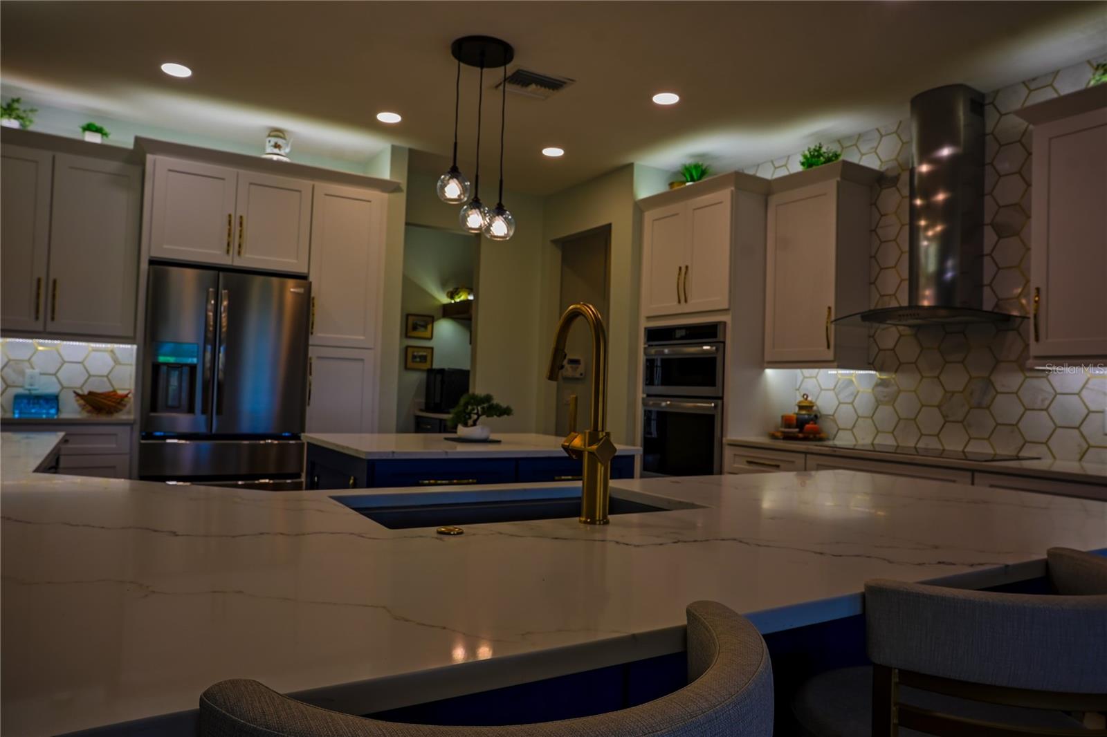 ISLANDWALK/WEST VLGS PH 1C-B - Residential