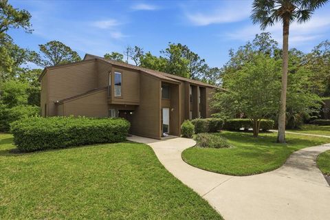 Photo of 27 Oxford Lane #27, Palm Coast, FL 32137 (MLS # FC317666)