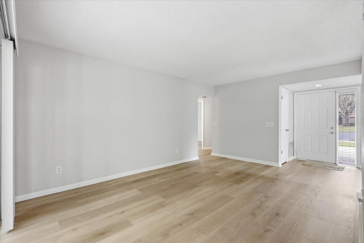 WOODHAVEN - Residential