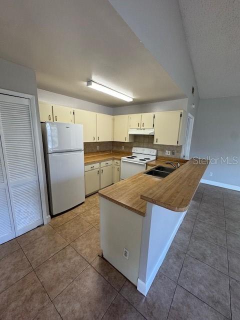 RIVER PINES - Residential Lease