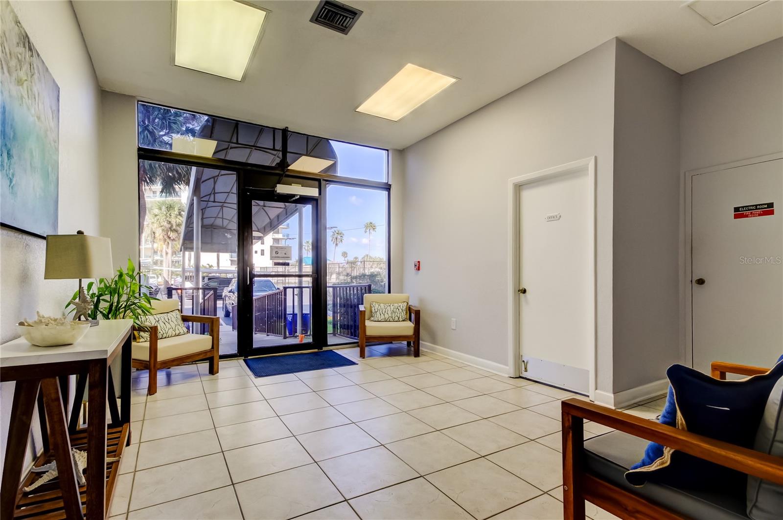 DIAMOND ISLE CONDO - Residential