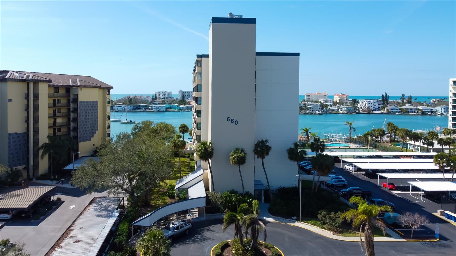 DIAMOND ISLE CONDO - Residential