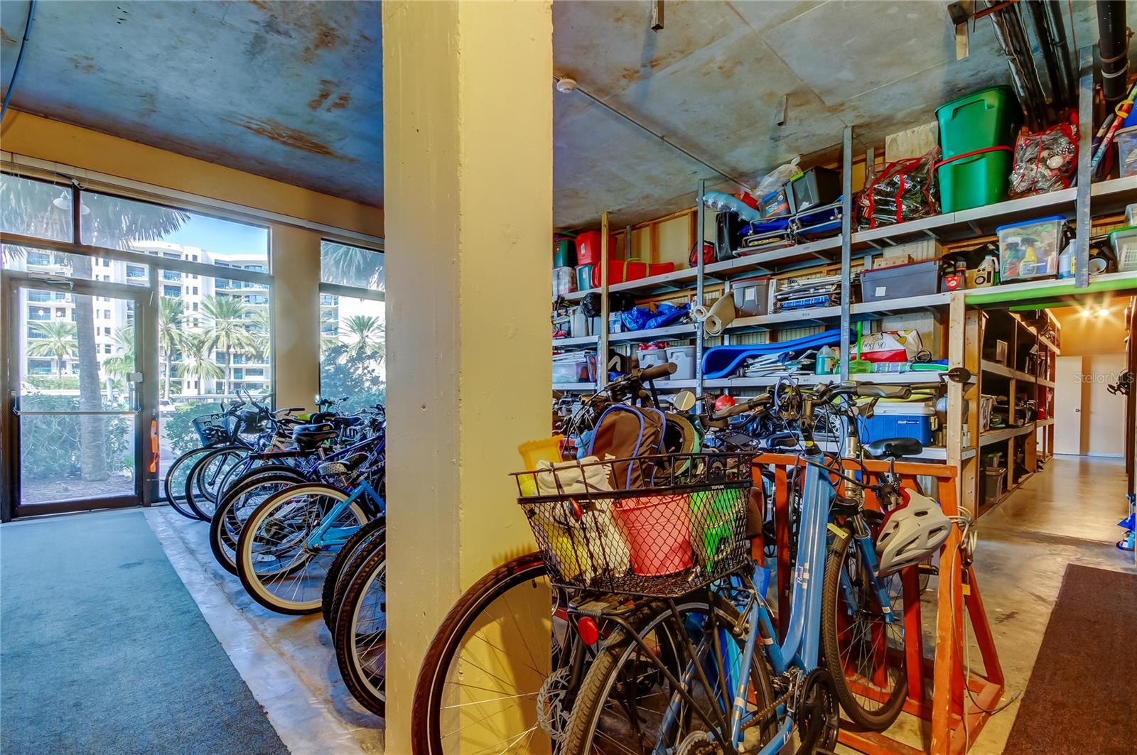 DIAMOND ISLE CONDO - Residential