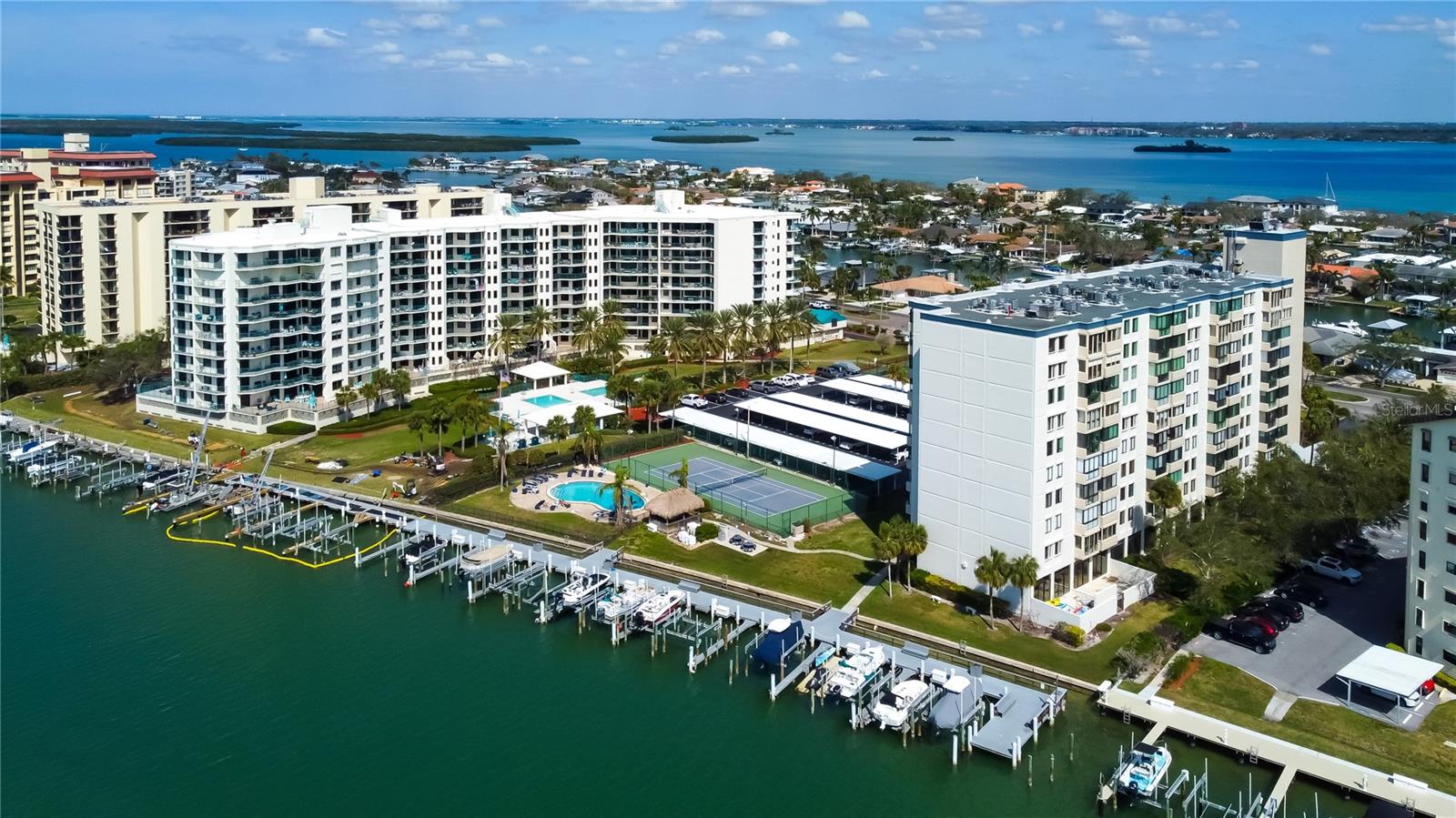 DIAMOND ISLE CONDO - Residential