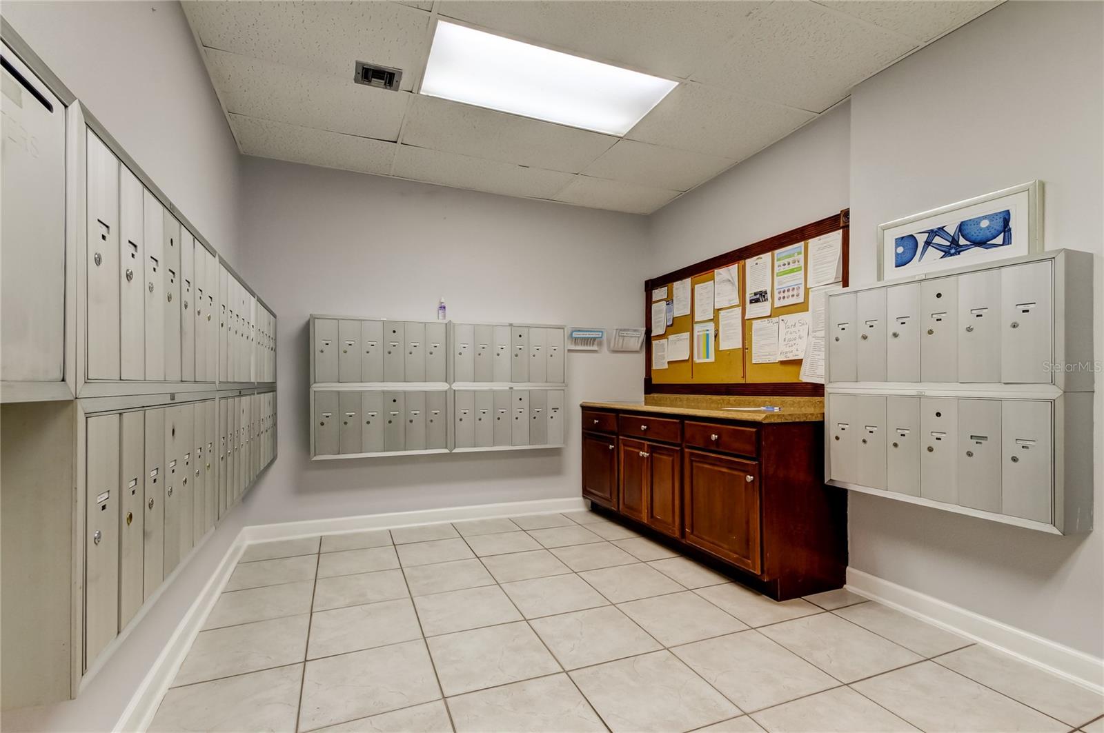 DIAMOND ISLE CONDO - Residential