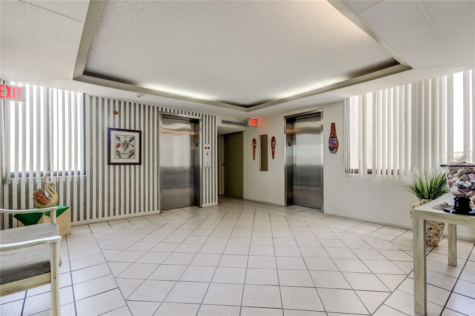 DIAMOND ISLE CONDO - Residential