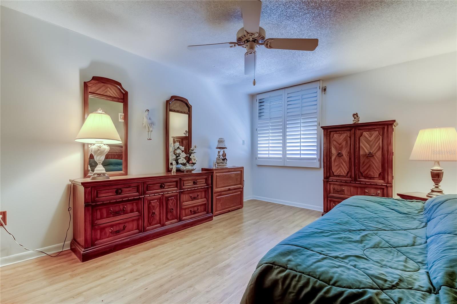 DIAMOND ISLE CONDO - Residential