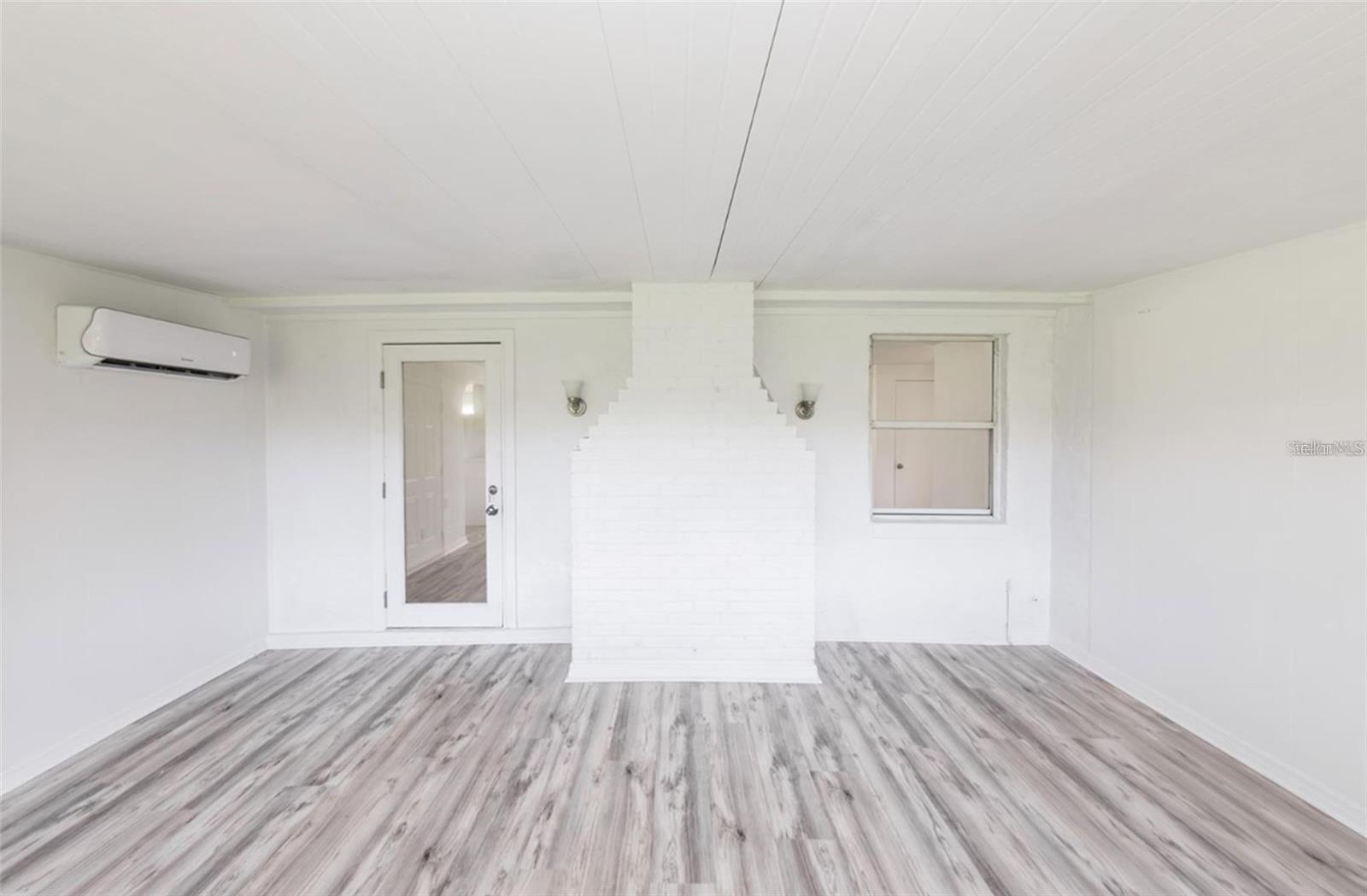 PLANTATION ESTATES UNIT 01 - Residential