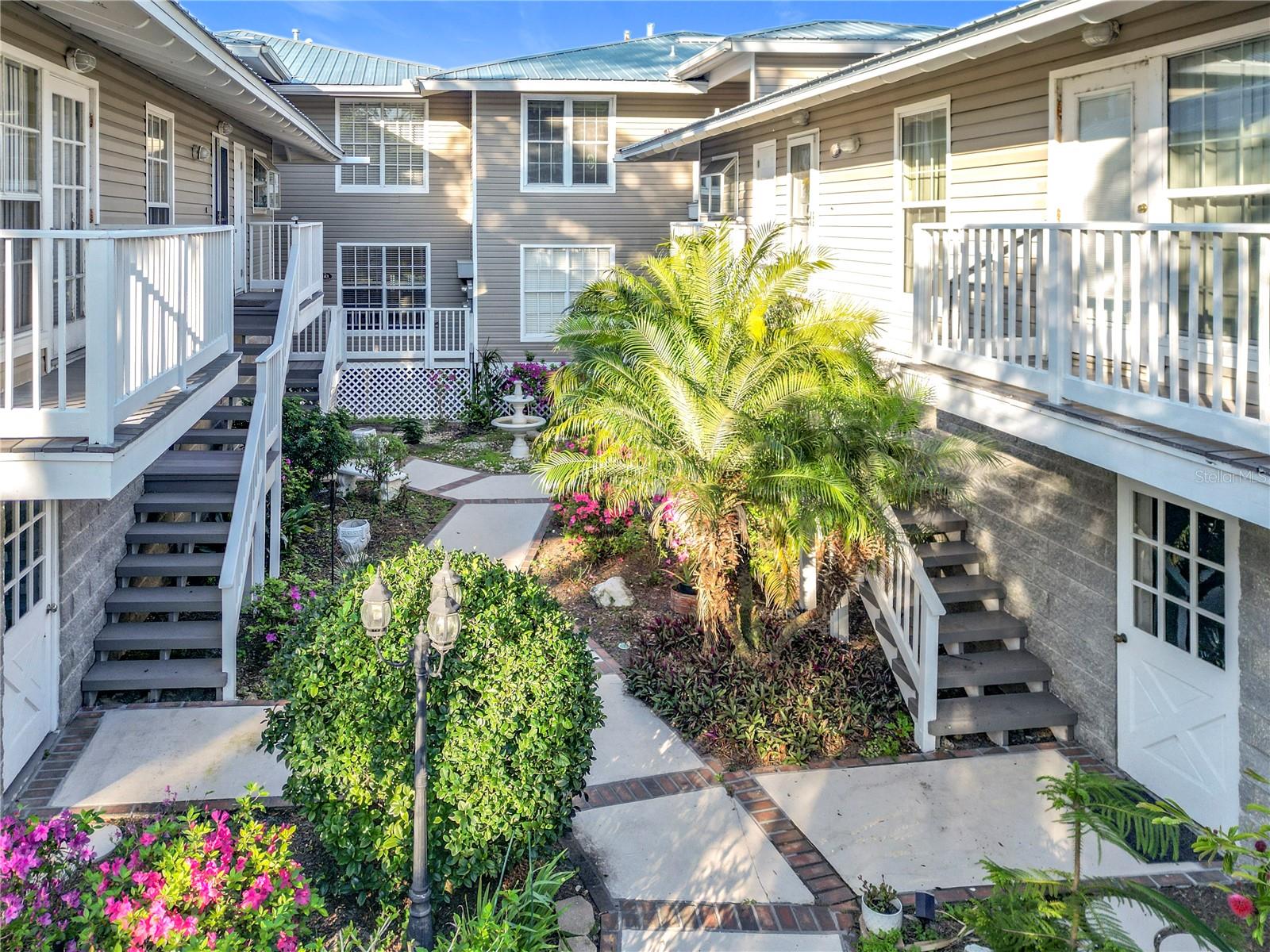 179 NW BAY PATH DRIVE 179