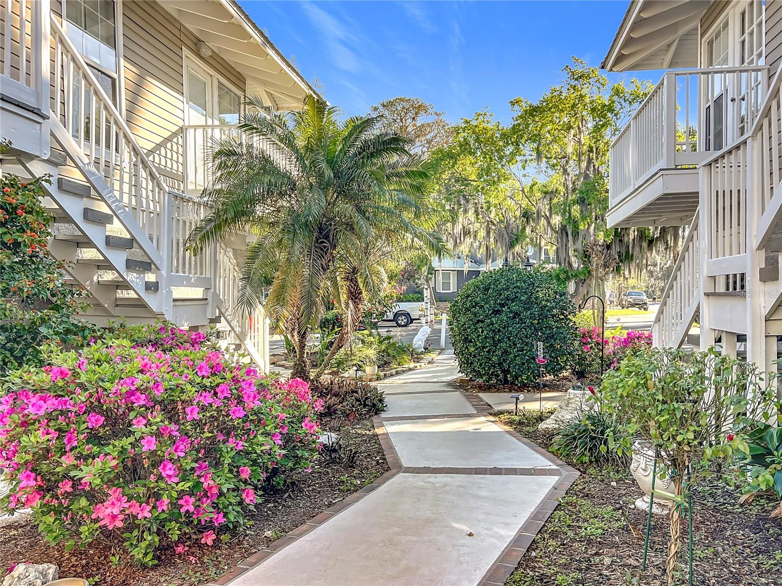 179 NW BAY PATH DRIVE 179