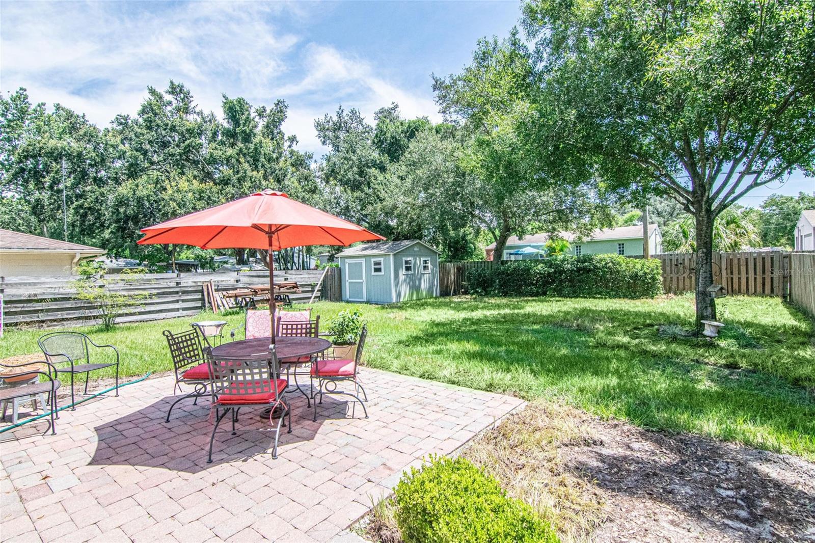 SUNSET PARK - Residential