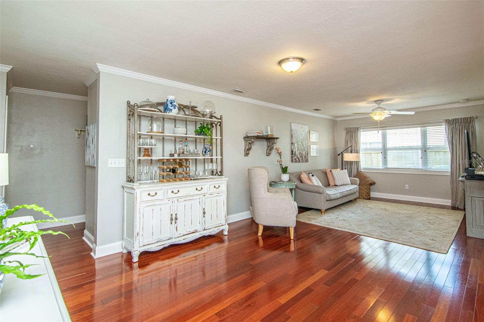 SUNSET PARK - Residential