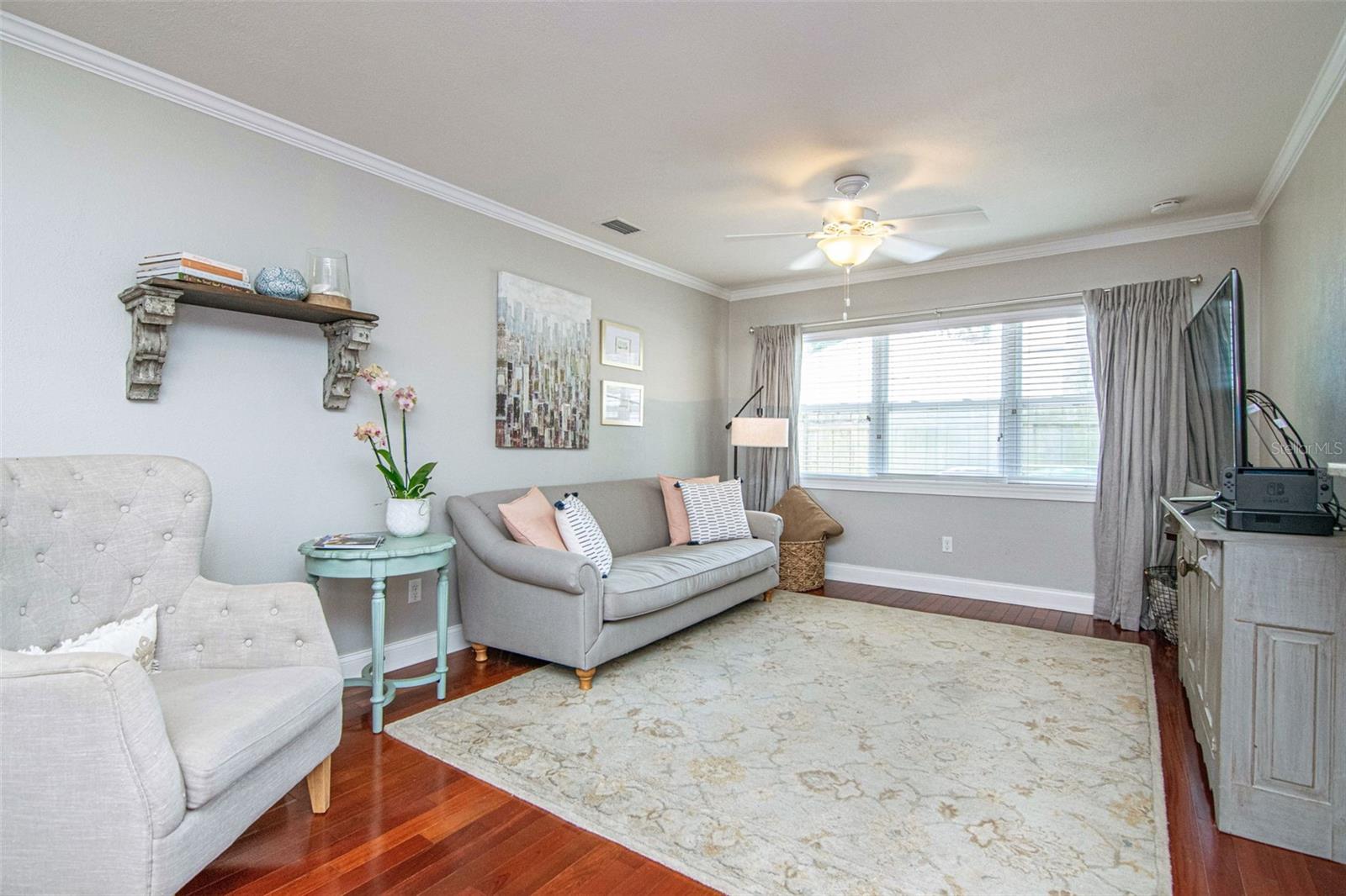 SUNSET PARK - Residential