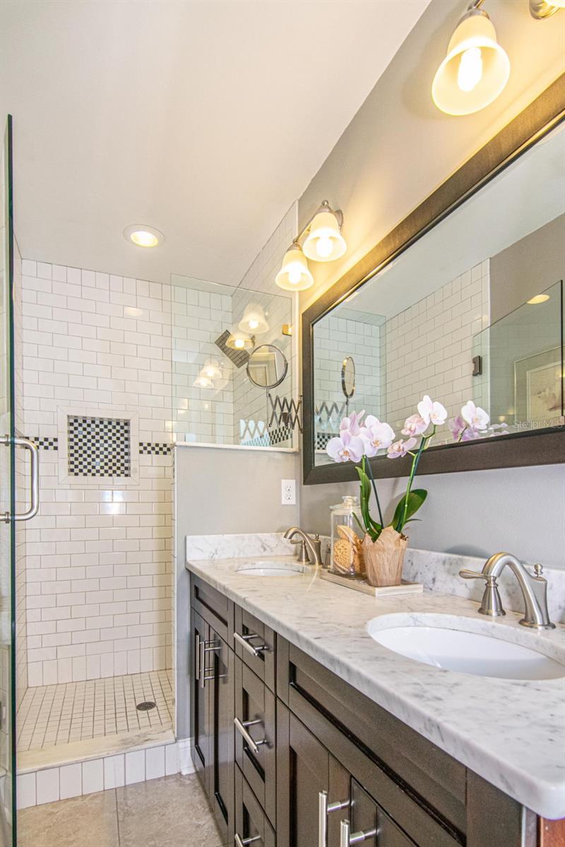 SUNSET PARK - Residential