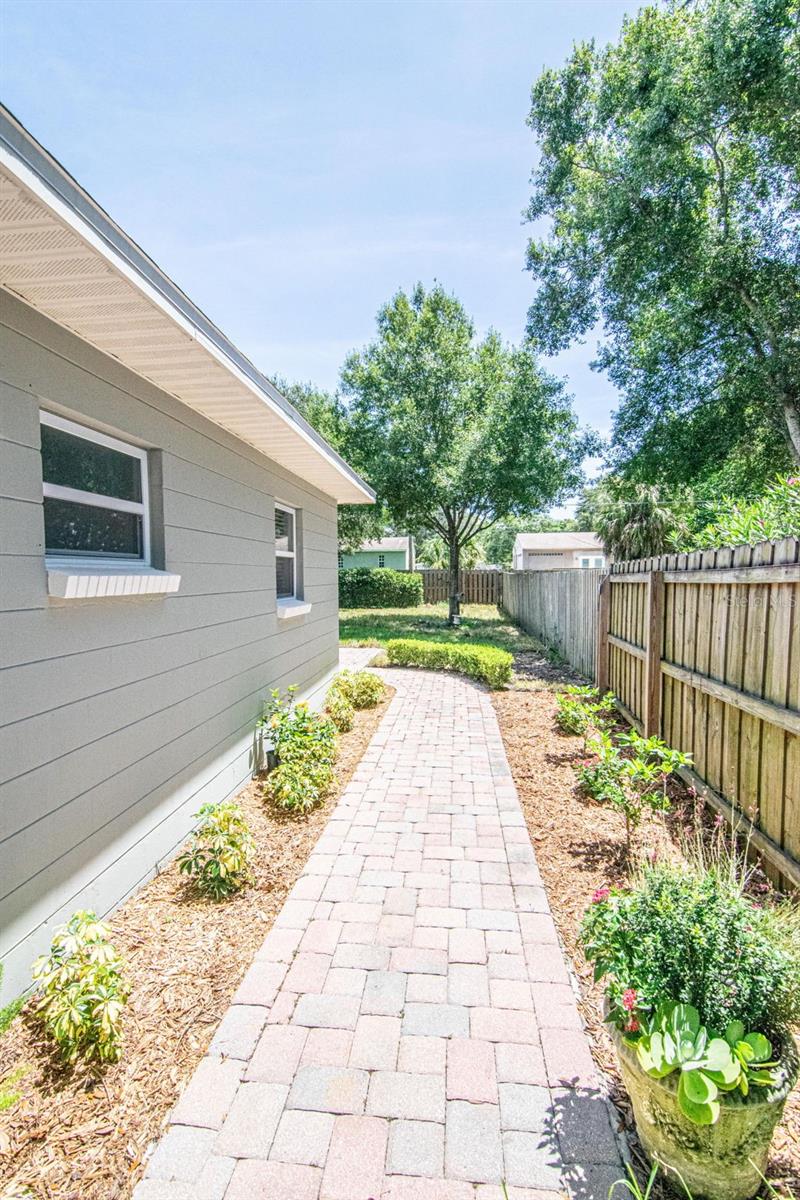 SUNSET PARK - Residential