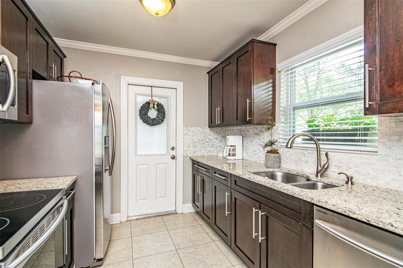 SUNSET PARK - Residential