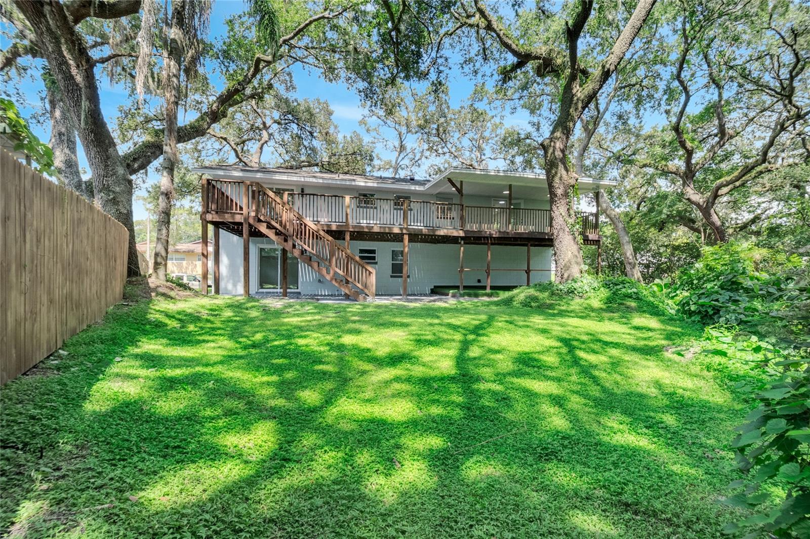 SPRING OAKS UNIT 3 PB 17 PG 76 - Residential