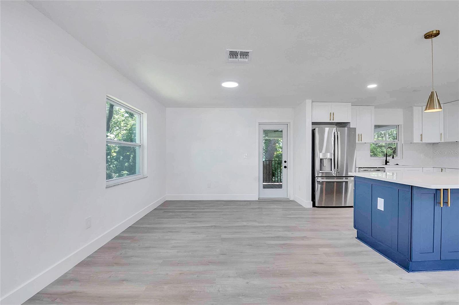 SPRING OAKS UNIT 3 PB 17 PG 76 - Residential