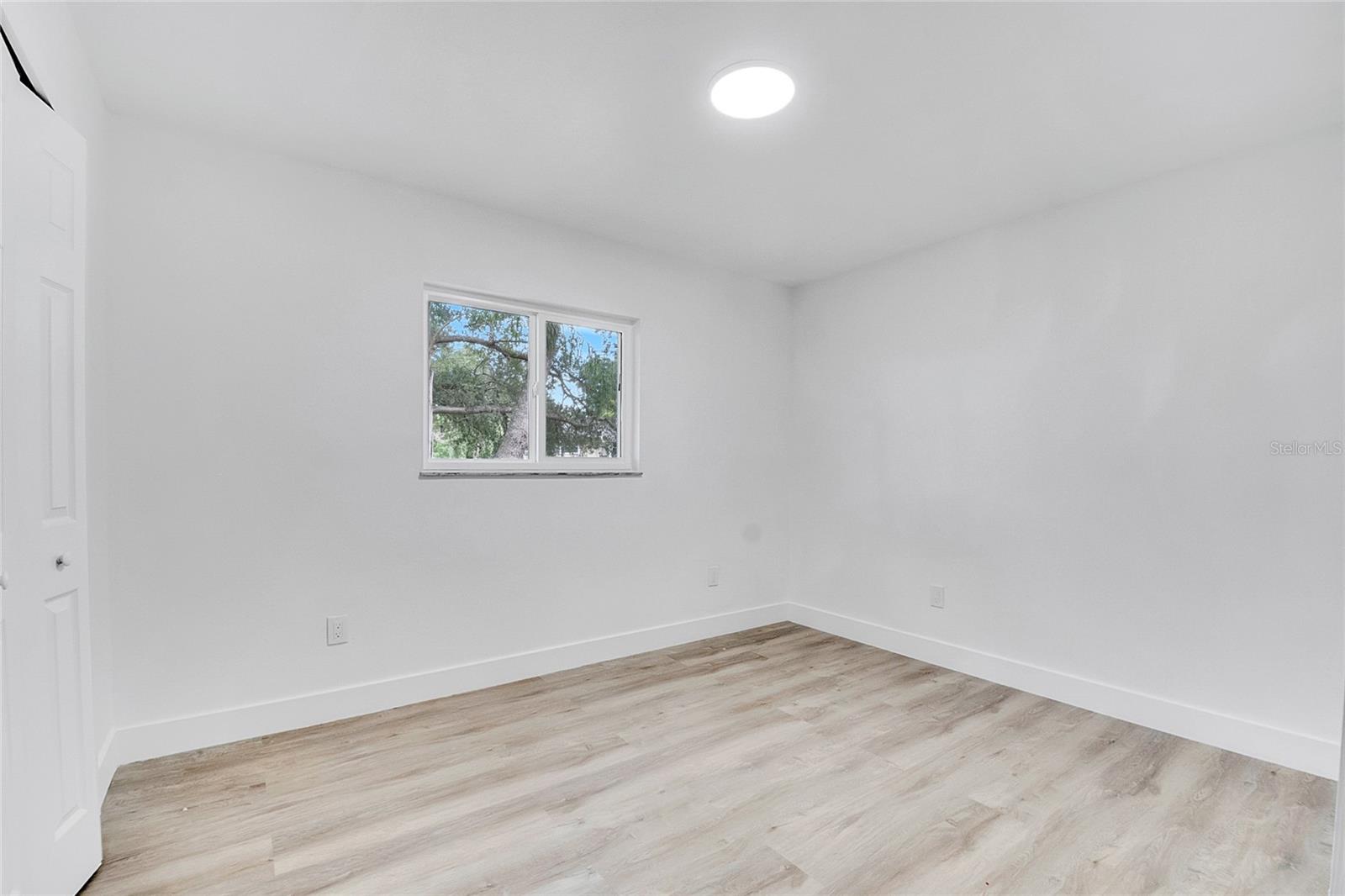 SPRING OAKS UNIT 3 PB 17 PG 76 - Residential
