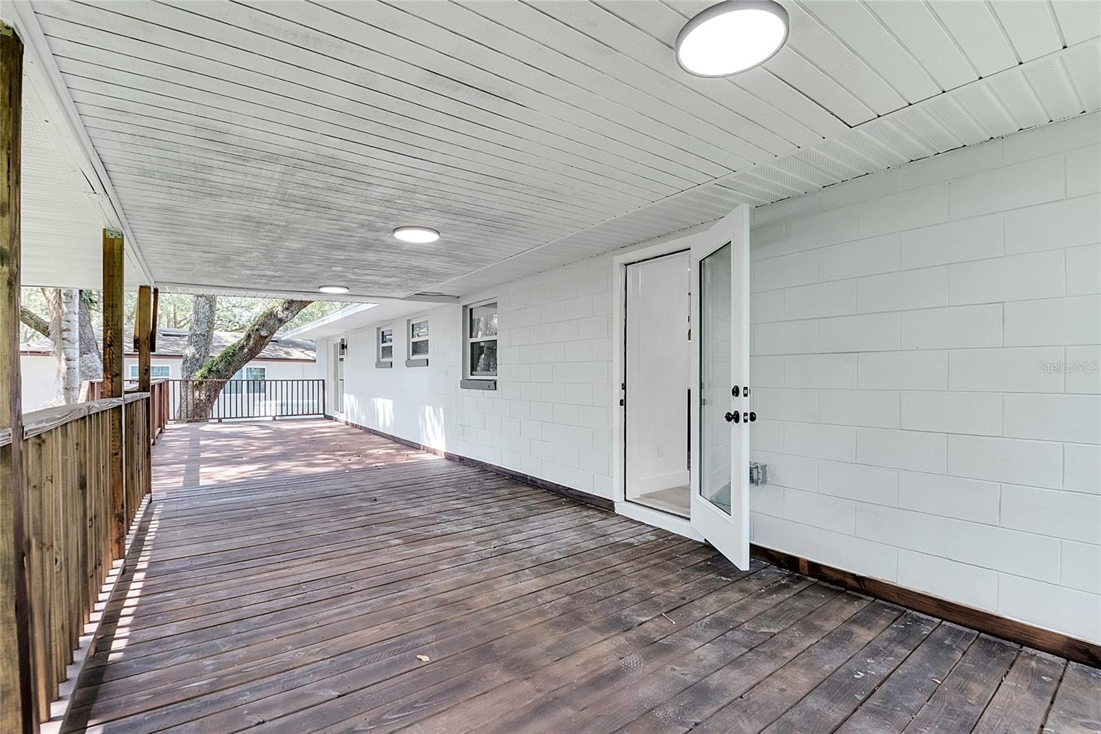 SPRING OAKS UNIT 3 PB 17 PG 76 - Residential