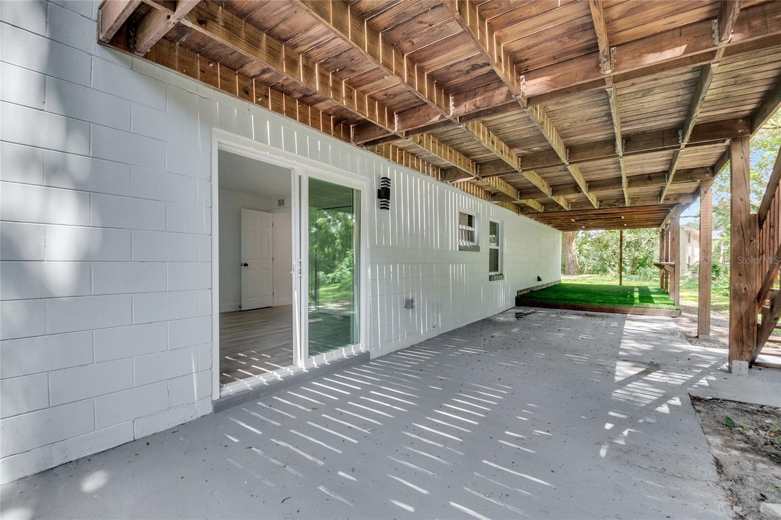 SPRING OAKS UNIT 3 PB 17 PG 76 - Residential