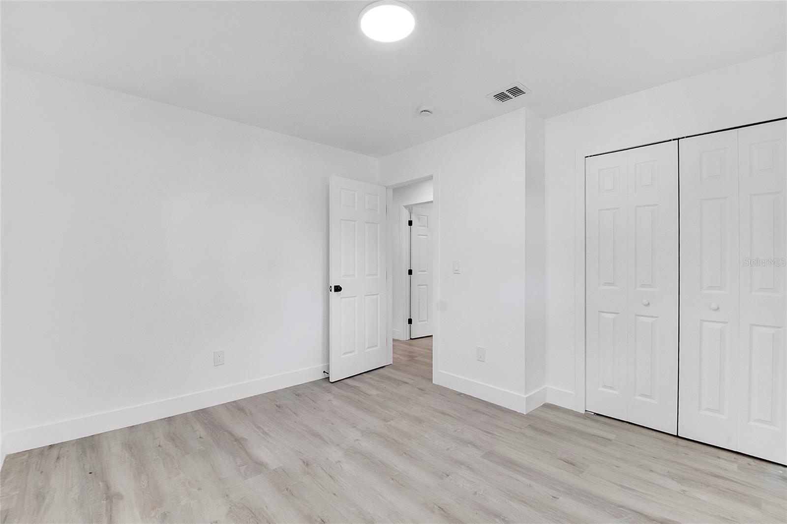 SPRING OAKS UNIT 3 PB 17 PG 76 - Residential