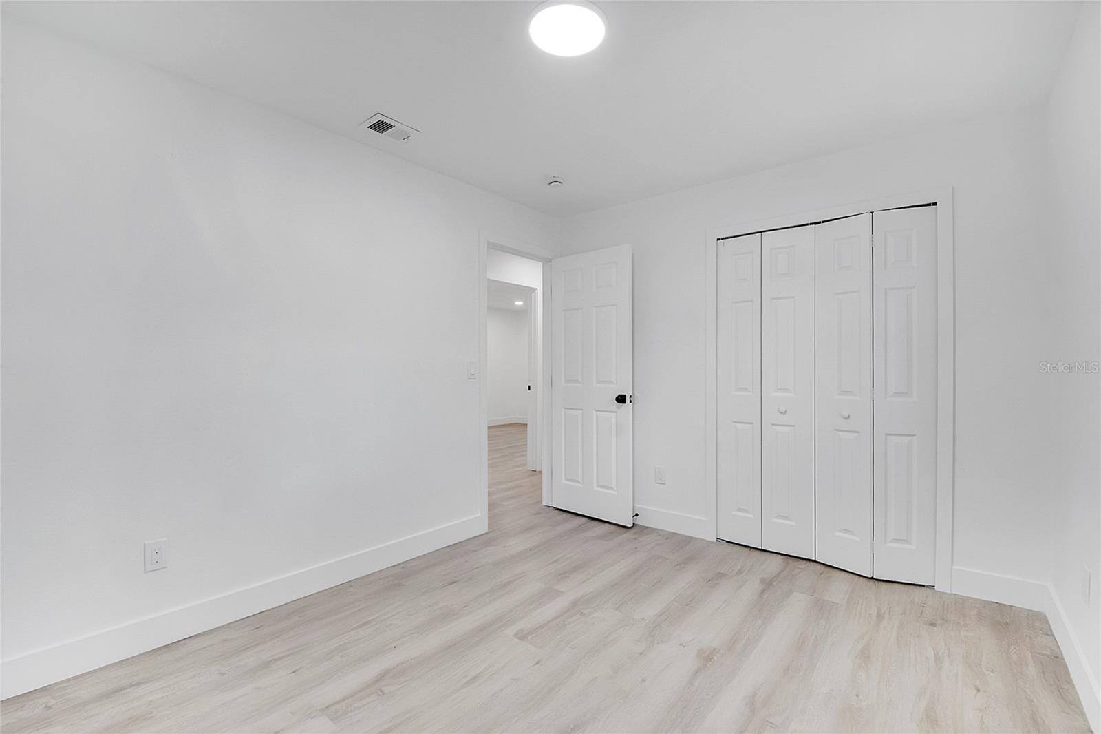 SPRING OAKS UNIT 3 PB 17 PG 76 - Residential
