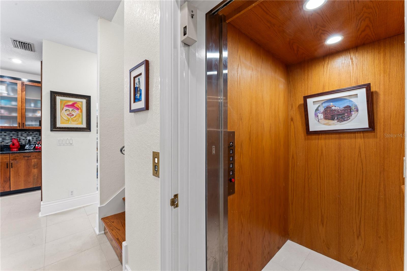 RIVERWOODS SUB - Residential