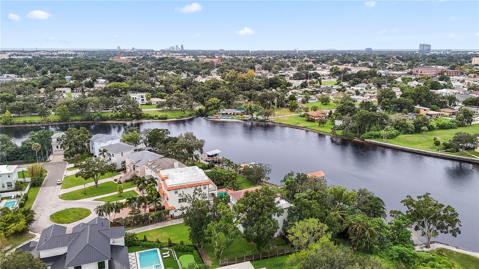 RIVERWOODS SUB - Residential