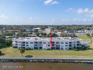 DELESPINE ON INDIAN RIVER - Residential