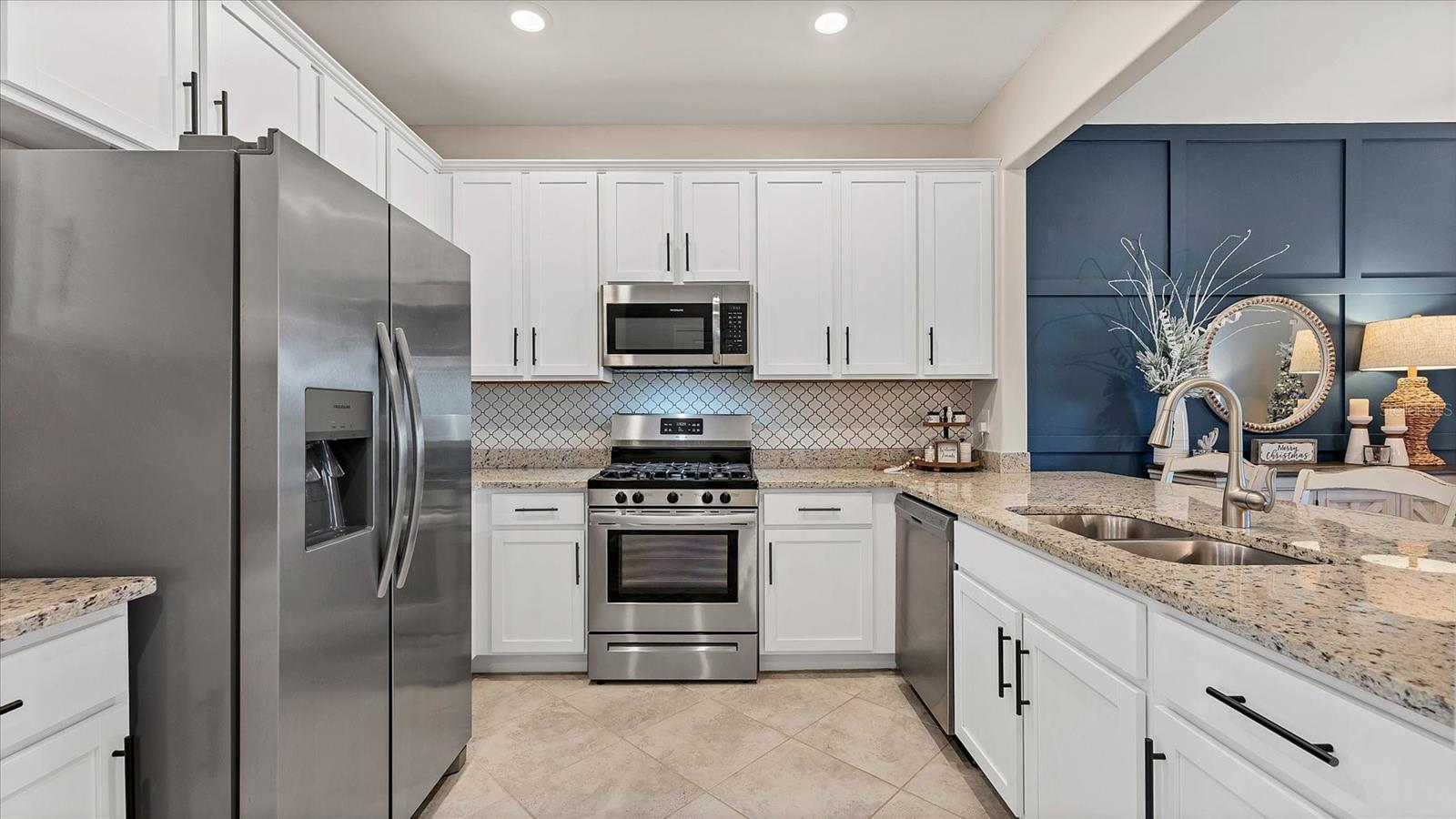 LORRAINE LAKES PH IIA - Residential