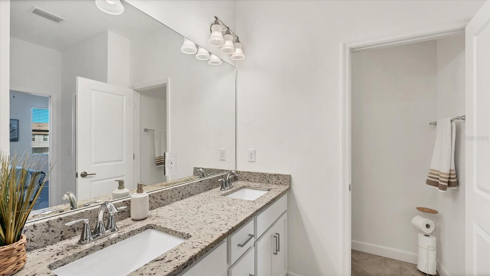 LORRAINE LAKES PH IIA - Residential