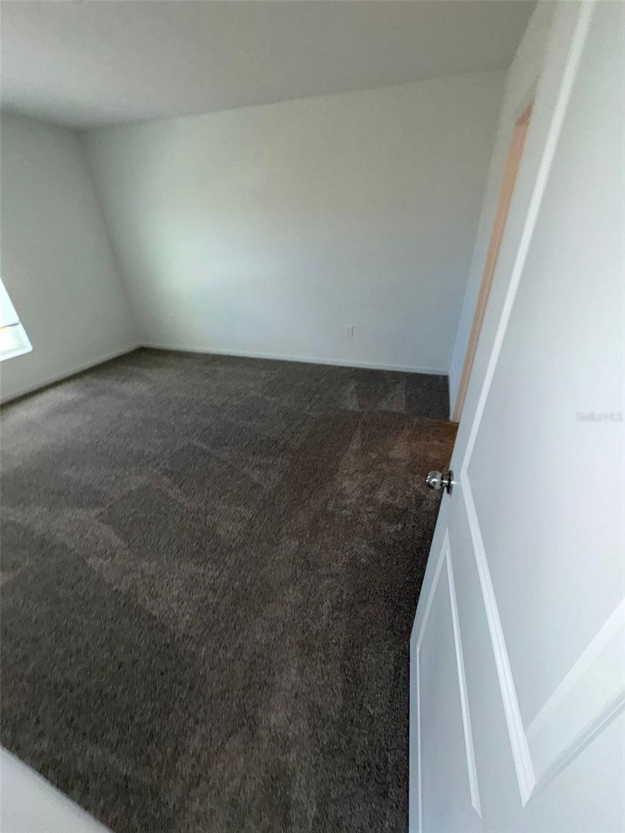 RANCHES/LK MCLEOD II - Residential Lease