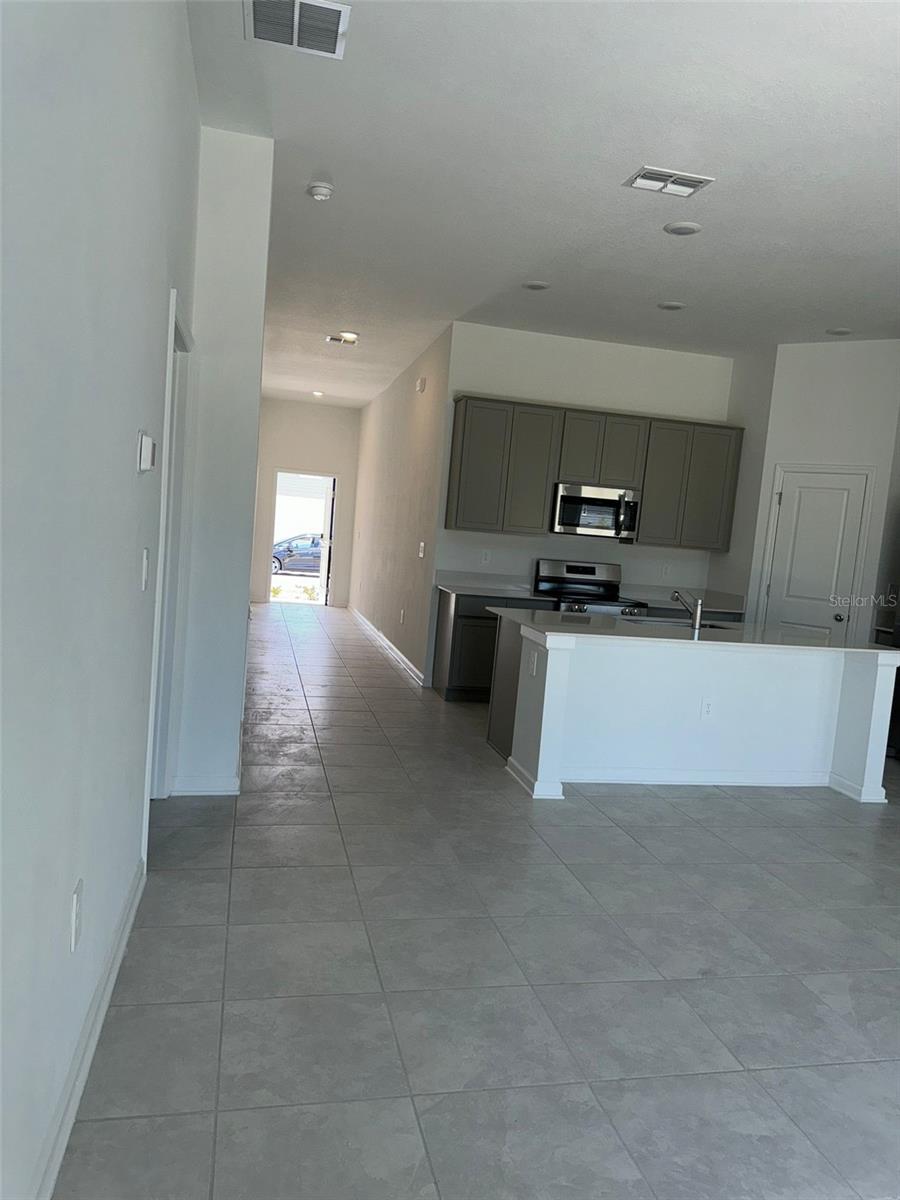 RANCHES/LK MCLEOD II - Residential Lease