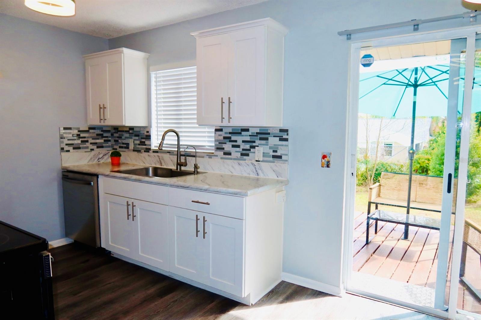 2357 KERRIDALE STREET