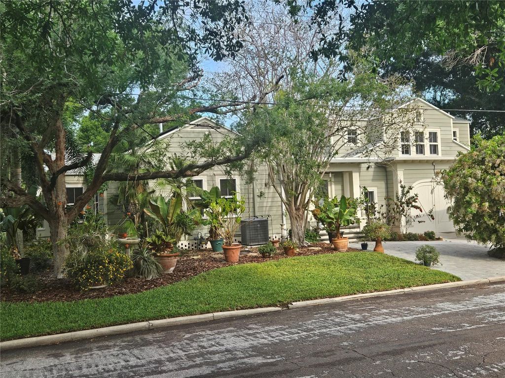 Photo of 4101 W Obispo Street, Tampa, FL 33629 (MLS # TB8512002)
