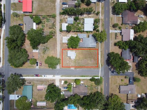 A home in ZEPHYRHILLS