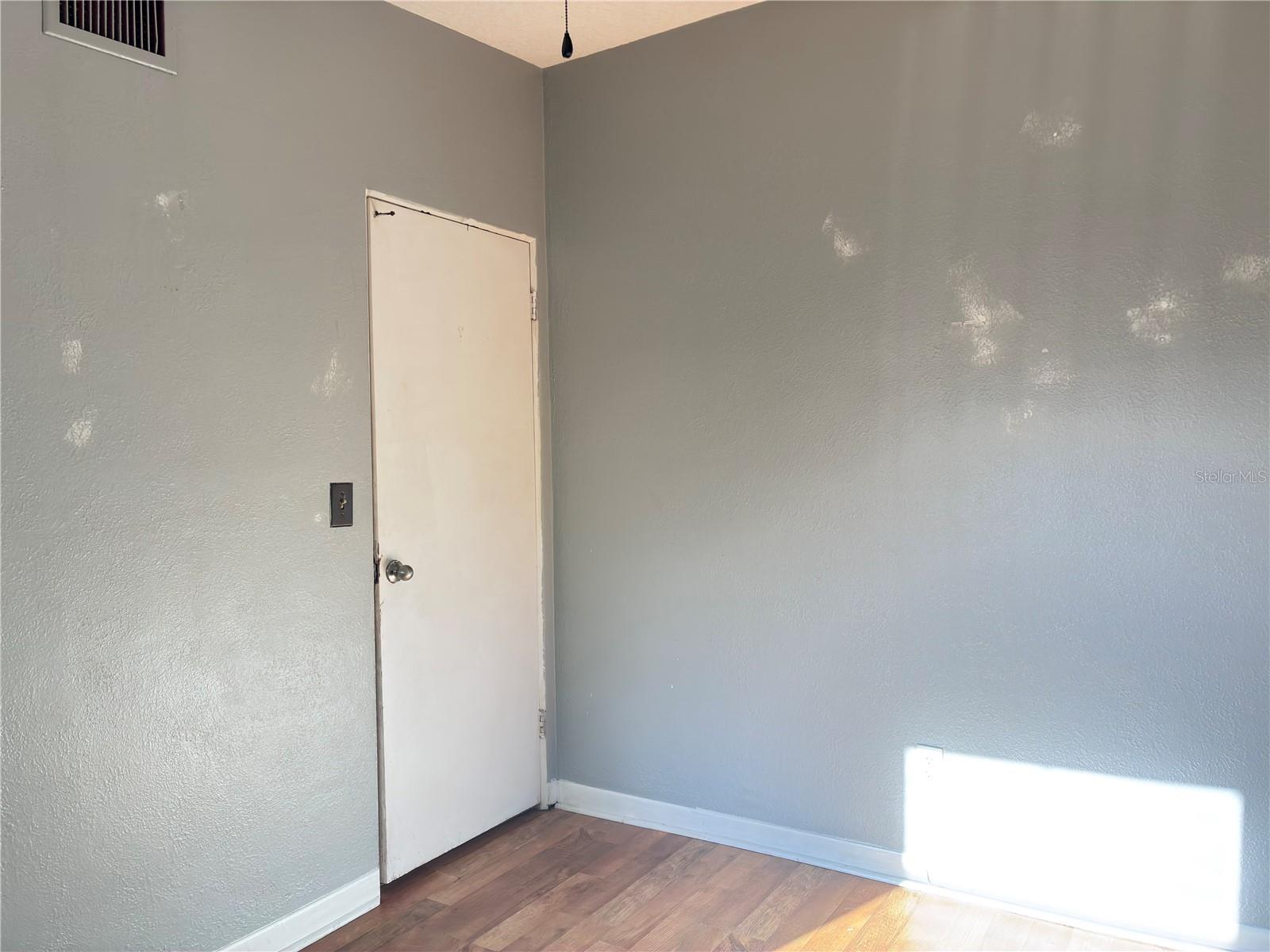 COUNTRY CLUB MANOR UNIT 3 - Residential