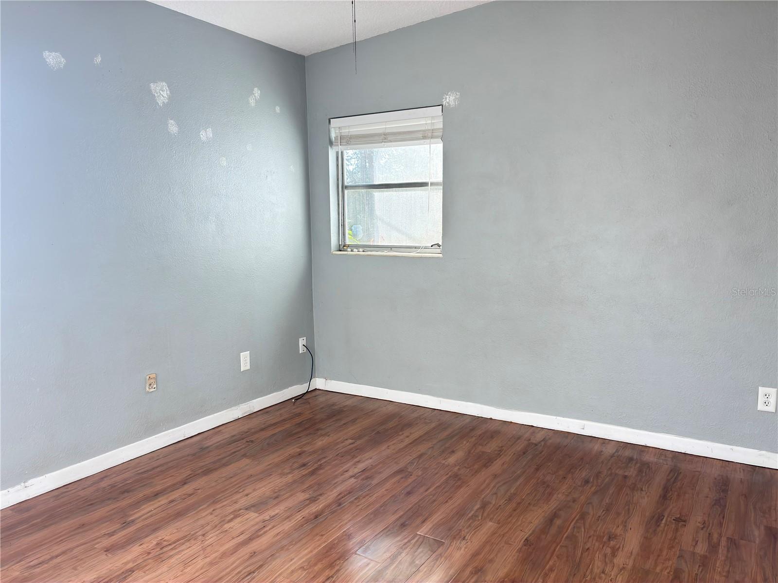 COUNTRY CLUB MANOR UNIT 3 - Residential