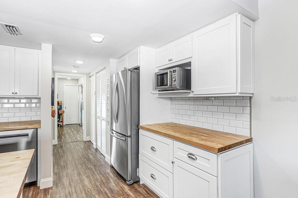 BAY ISLAND GROUP 7 - Residential