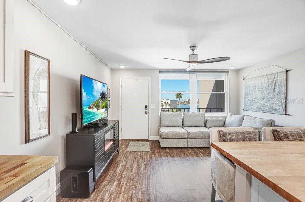 BAY ISLAND GROUP 7 - Residential