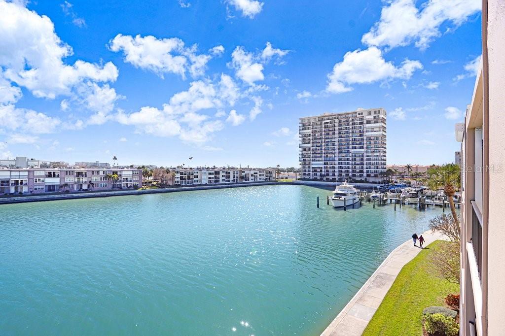 BAY ISLAND GROUP 7 - Residential