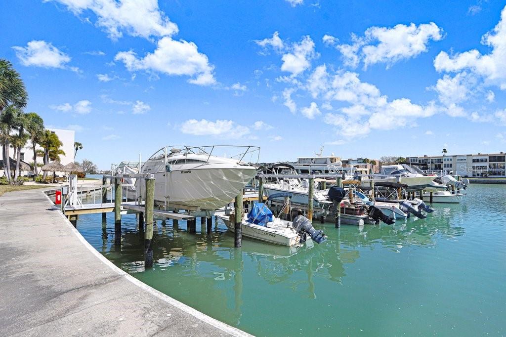 BAY ISLAND GROUP 7 - Residential