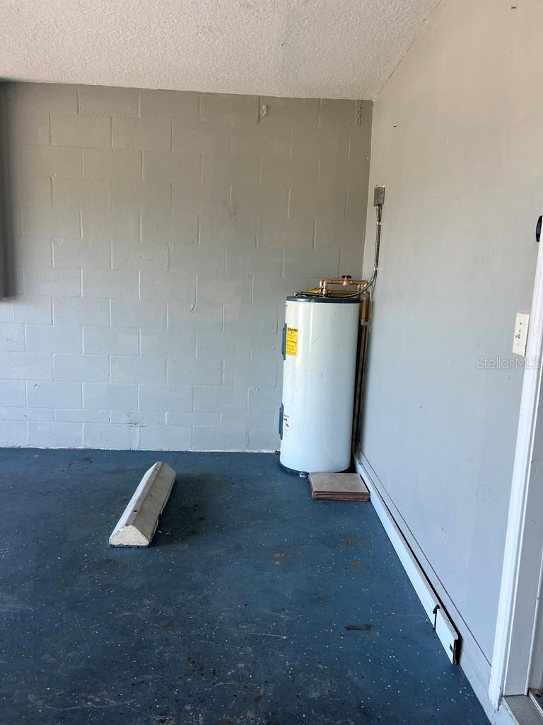 CRESTVIEW HILLS - Residential Lease