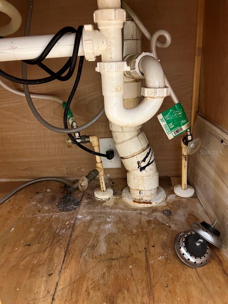 CRESTVIEW HILLS - Residential Lease