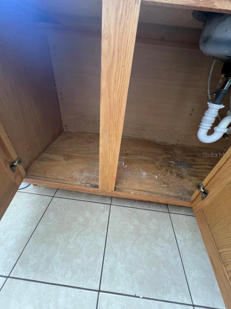 CRESTVIEW HILLS - Residential Lease